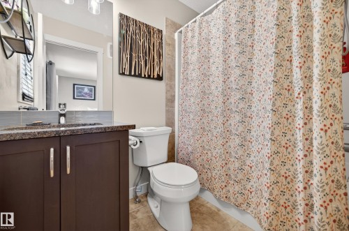 48 Sierra Wynd, Fort Saskatchewan, AB - Indoor Photo Showing Bathroom