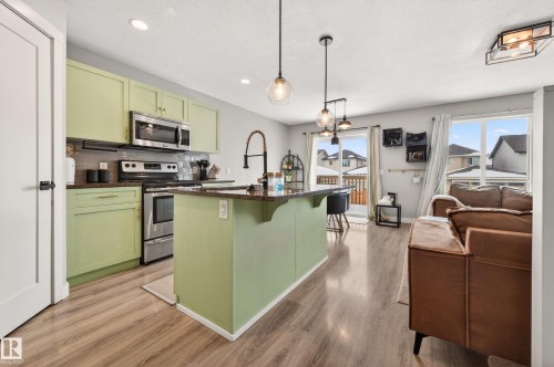 48 Sierra Wynd, Fort Saskatchewan, AB - Indoor Photo Showing Kitchen With Stainless Steel Kitchen With Upgraded Kitchen