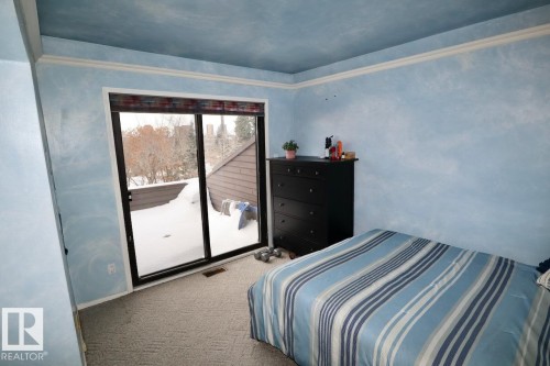2 8325 Rowland Road, Edmonton, AB - Indoor Photo Showing Bedroom