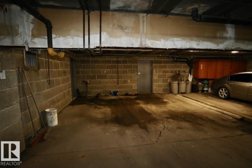 2 8325 Rowland Road, Edmonton, AB - Indoor Photo Showing Garage