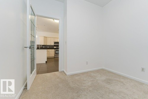 302 160 Magrath Road, Edmonton, AB - Indoor Photo Showing Other Room