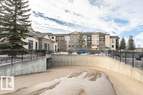 302 160 Magrath Road, Edmonton, AB - Outdoor