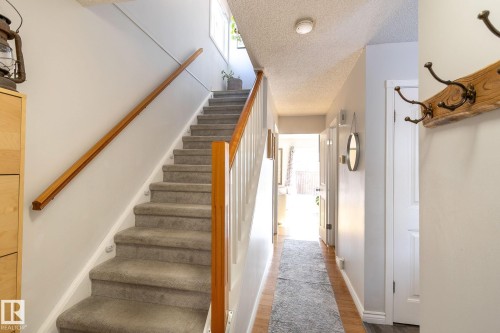 3859 85 Street, Edmonton, AB - Indoor Photo Showing Other Room