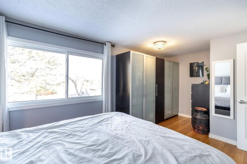 3859 85 Street, Edmonton, AB - Indoor Photo Showing Bedroom