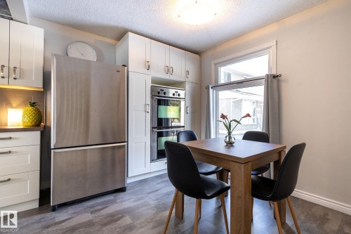 3859 85 Street, Edmonton, AB - Indoor