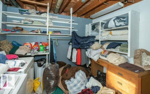 Storage with independent washer and dryer - 59415A Rg Rd 240, Rural Westlock County, AB - Indoor