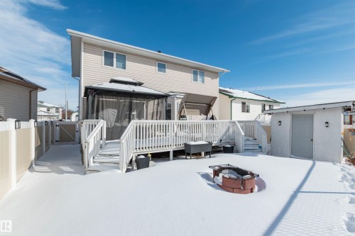 330 Huffman Crescent, Edmonton, AB - Outdoor With Exterior