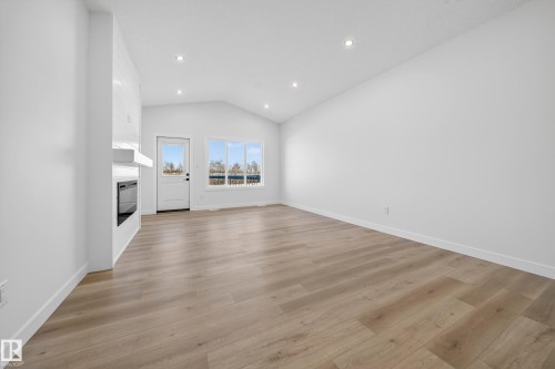 3325 Chickadee Drive, Edmonton, AB - Indoor Photo Showing Other Room