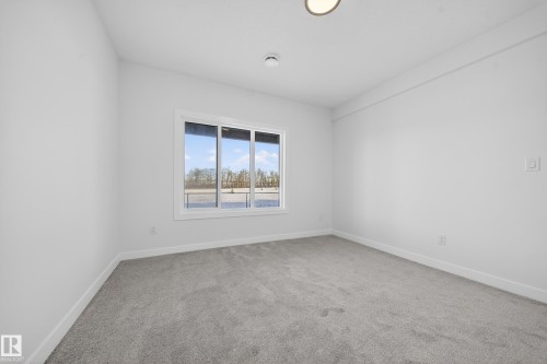 3325 Chickadee Drive, Edmonton, AB - Indoor Photo Showing Other Room