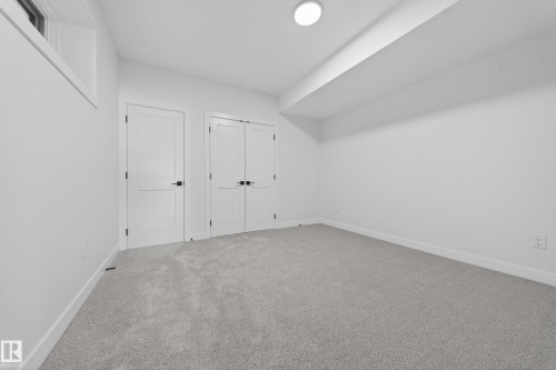 3325 Chickadee Drive, Edmonton, AB - Indoor Photo Showing Other Room