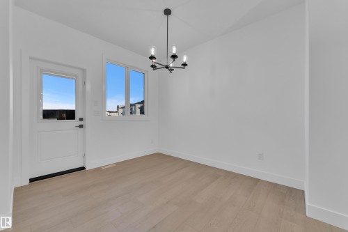 283 Munn Way, Leduc, AB - Indoor Photo Showing Other Room