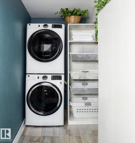 9614 90 Street, Edmonton, AB - Indoor Photo Showing Laundry Room