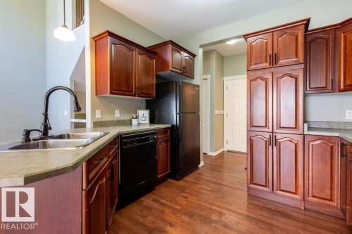 11546 11 Avenue, Edmonton, AB - Indoor Photo Showing Kitchen With Double Sink