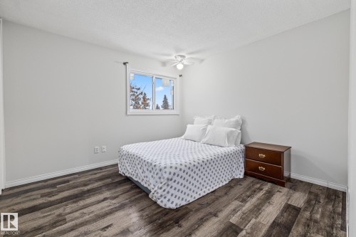 145B Royal Road, Edmonton, AB 