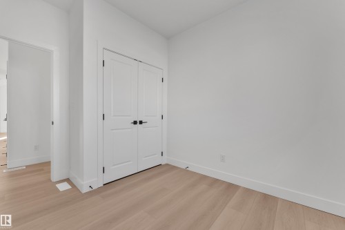 281 Munn Way, Leduc, AB - Indoor Photo Showing Other Room