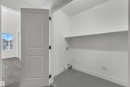 281 Munn Way, Leduc, AB - Indoor Photo Showing Other Room