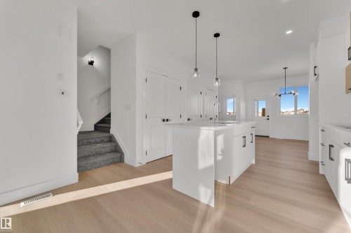 281 Munn Way, Leduc, AB - Indoor Photo Showing Other Room