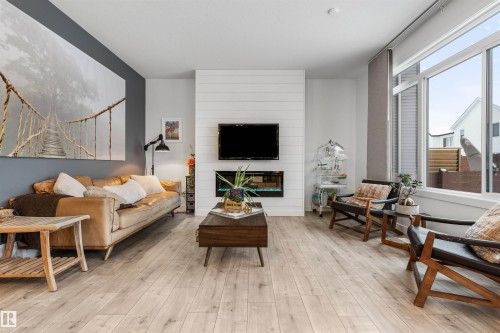 146 Joyal Way, St. Albert, AB - Indoor Photo Showing Living Room
