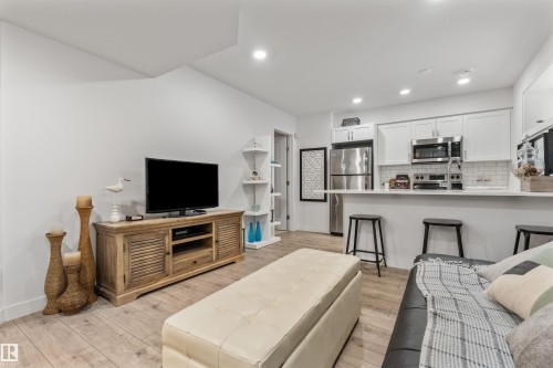 146 Joyal Way, St. Albert, AB - Indoor