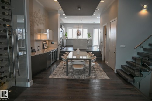 9509 99B Street, Edmonton, AB - Indoor