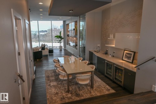 9509 99B Street, Edmonton, AB - Indoor