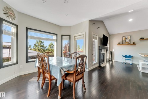 1920 69 St., Edmonton, AB - Indoor Photo Showing Dining Room