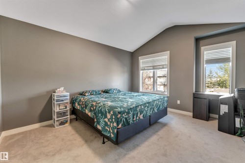 1920 69 St., Edmonton, AB - Indoor Photo Showing Bedroom
