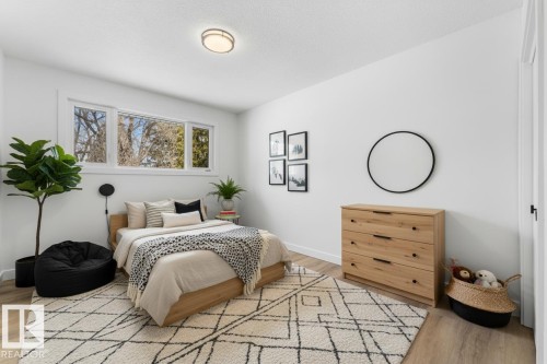 11744 37 Avenue, Edmonton, AB - Indoor Photo Showing Bedroom
