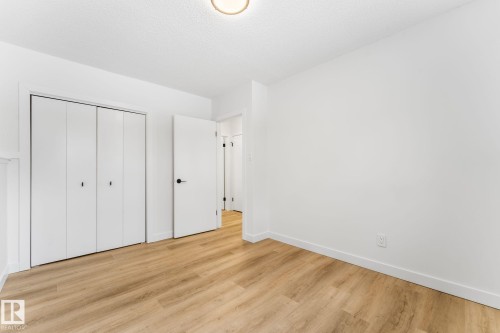 11744 37 Avenue, Edmonton, AB - Indoor Photo Showing Other Room