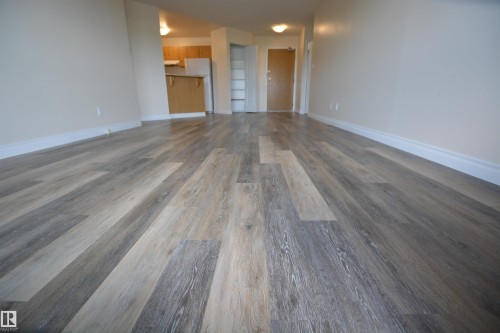 304 10511 19 Avenue, Edmonton, AB - Indoor Photo Showing Other Room