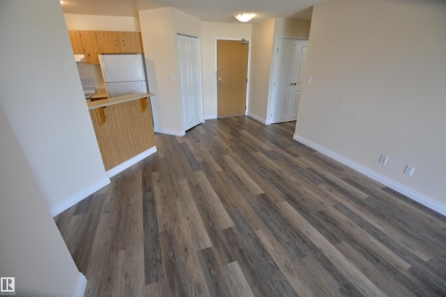 304 10511 19 Avenue, Edmonton, AB - Indoor