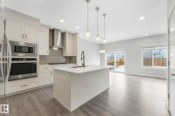 9919 226 Street  Edmonton, AB T5T 7V2