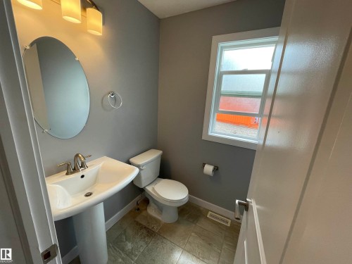 9412 156 Street, Edmonton, AB - Indoor Photo Showing Bathroom
