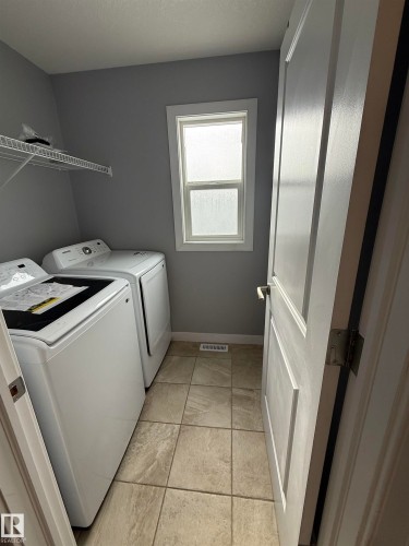 9412 156 Street, Edmonton, AB - Indoor Photo Showing Laundry Room