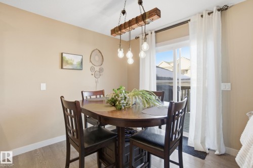 2614 Blue Jay Close, Edmonton, AB - Indoor Photo Showing Dining Room