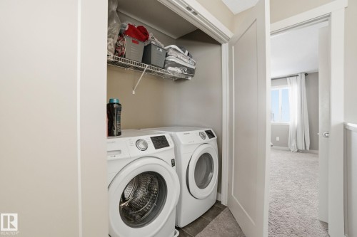 2614 Blue Jay Close, Edmonton, AB - Indoor Photo Showing Laundry Room