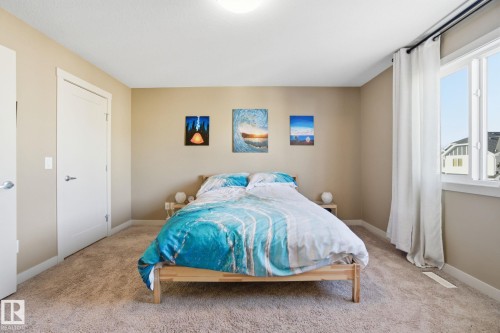 2614 Blue Jay Close, Edmonton, AB - Indoor Photo Showing Bedroom