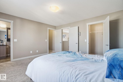 2614 Blue Jay Close, Edmonton, AB - Indoor Photo Showing Bedroom