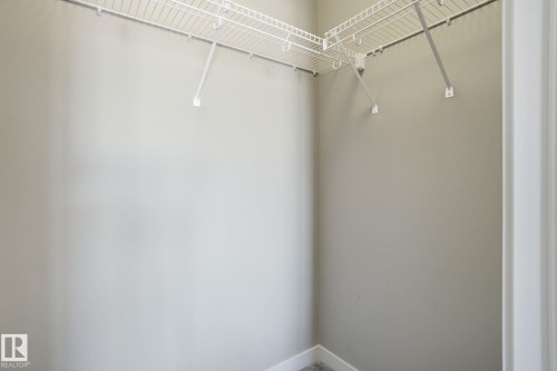 2614 Blue Jay Close, Edmonton, AB - Indoor