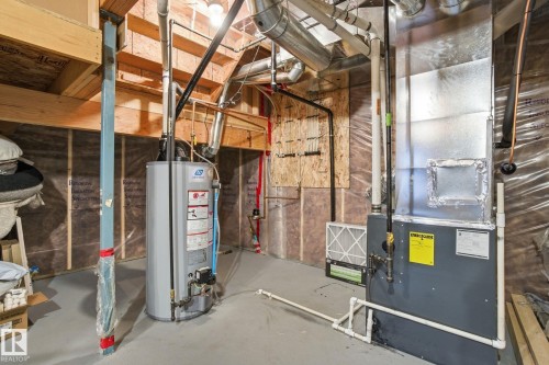 2614 Blue Jay Close, Edmonton, AB - Indoor Photo Showing Basement