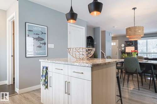 12209 103 Street, Edmonton, AB - Indoor