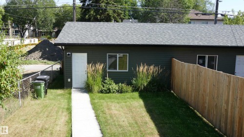 12209 103 Street, Edmonton, AB - Outdoor