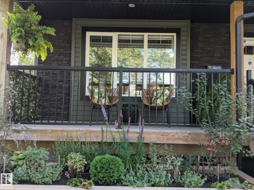 12209 103 Street, Edmonton, AB - Outdoor