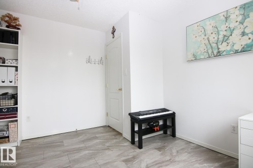 308 17150 94A Avenue, Edmonton, AB - Indoor