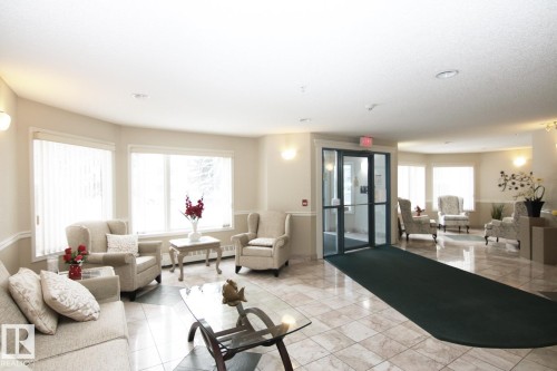 308 17150 94A Avenue, Edmonton, AB - Indoor Photo Showing Living Room