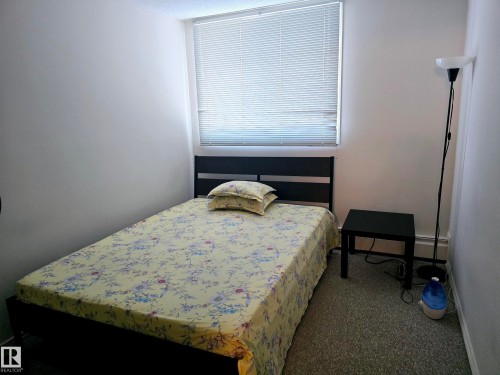 102 18204 93 Avenue, Edmonton, AB - Indoor Photo Showing Bedroom