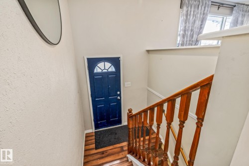 100 Lambert Crescent, St. Albert, AB - Indoor Photo Showing Other Room