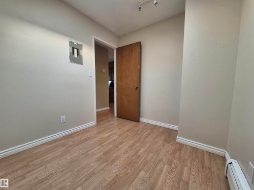 6 9140 149 Street, Edmonton, AB - Indoor Photo Showing Other Room