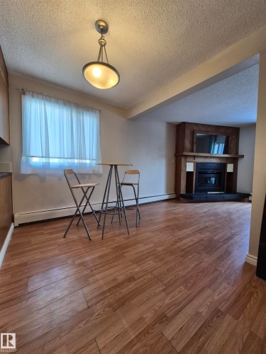 6 9140 149 Street, Edmonton, AB - Indoor