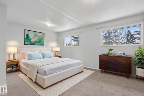6714 149 Avenue, Edmonton, AB - Indoor Photo Showing Bedroom